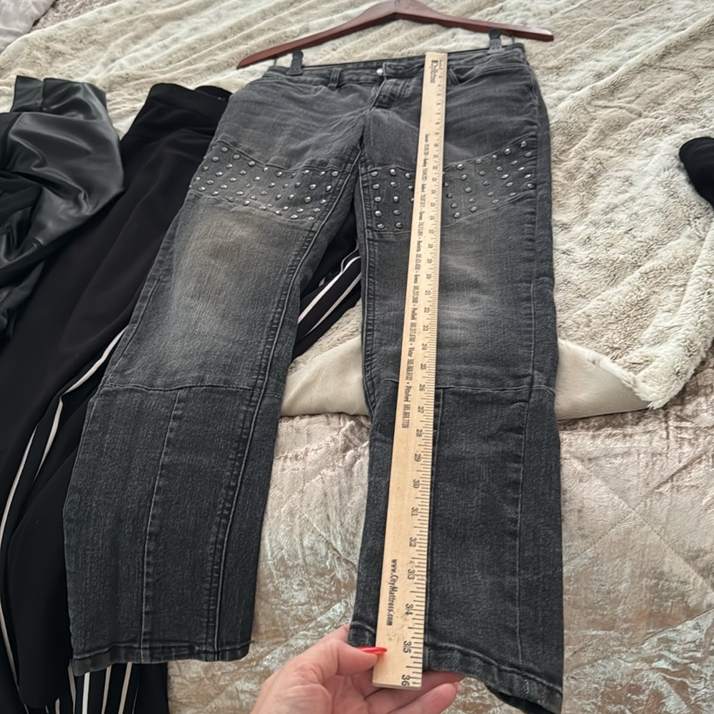Cutest grey stressed studded jeans from Venus size 6 never worn.
